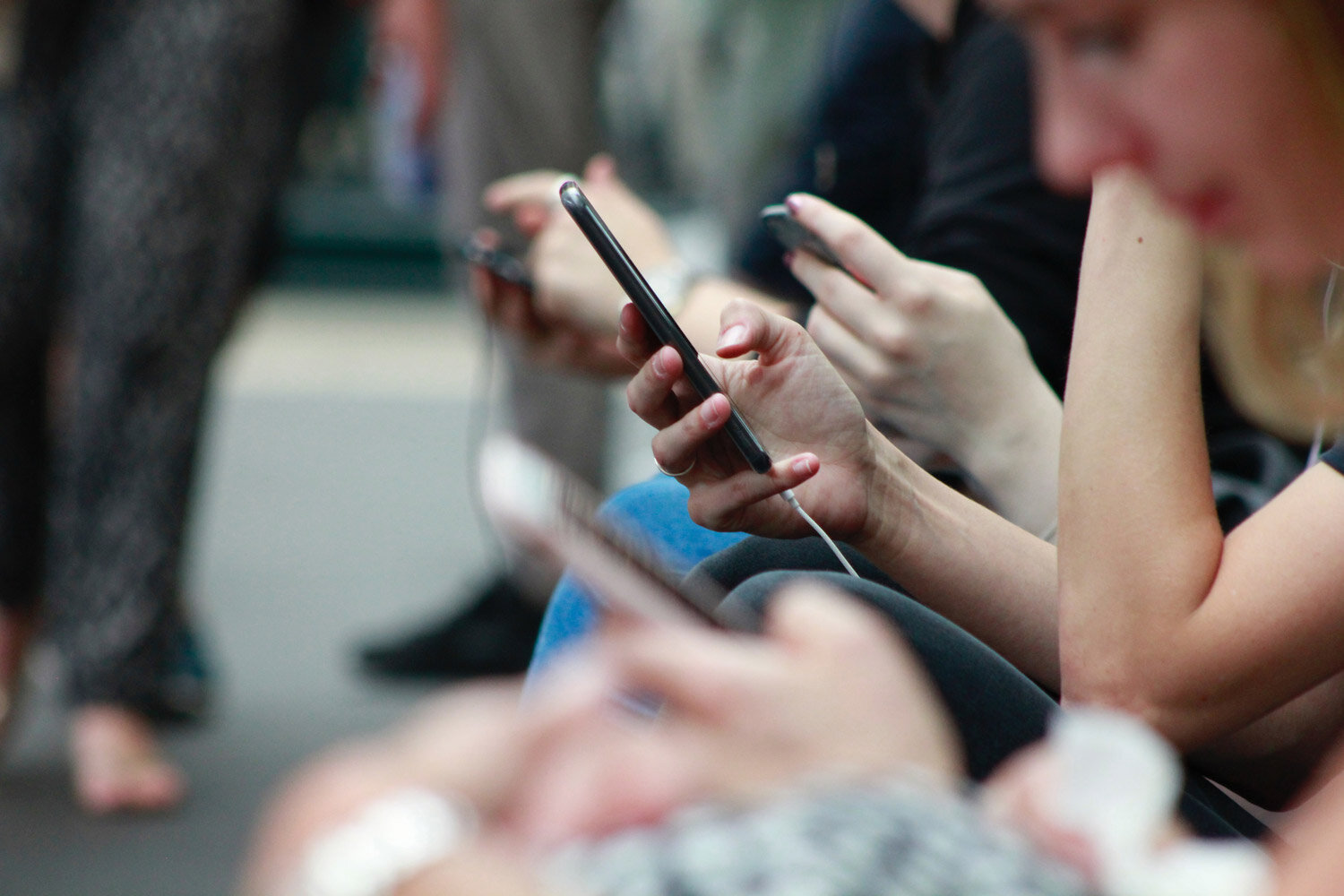 Social media and the enforceability of contracts 